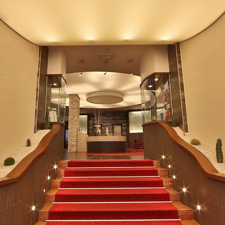 Best Western Gorizia Palace Buitenkant foto