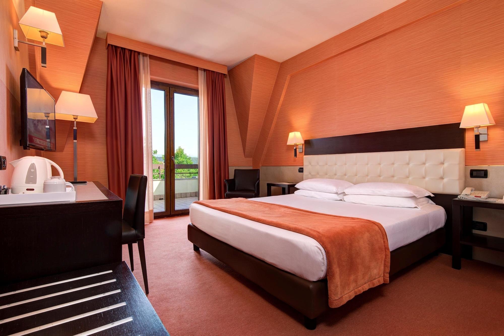 Best Western Gorizia Palace Buitenkant foto