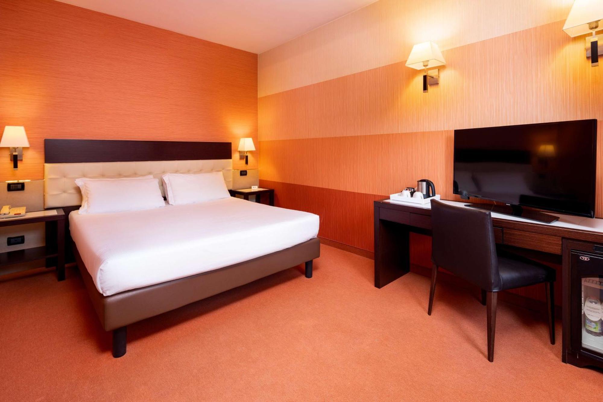 Best Western Gorizia Palace Buitenkant foto