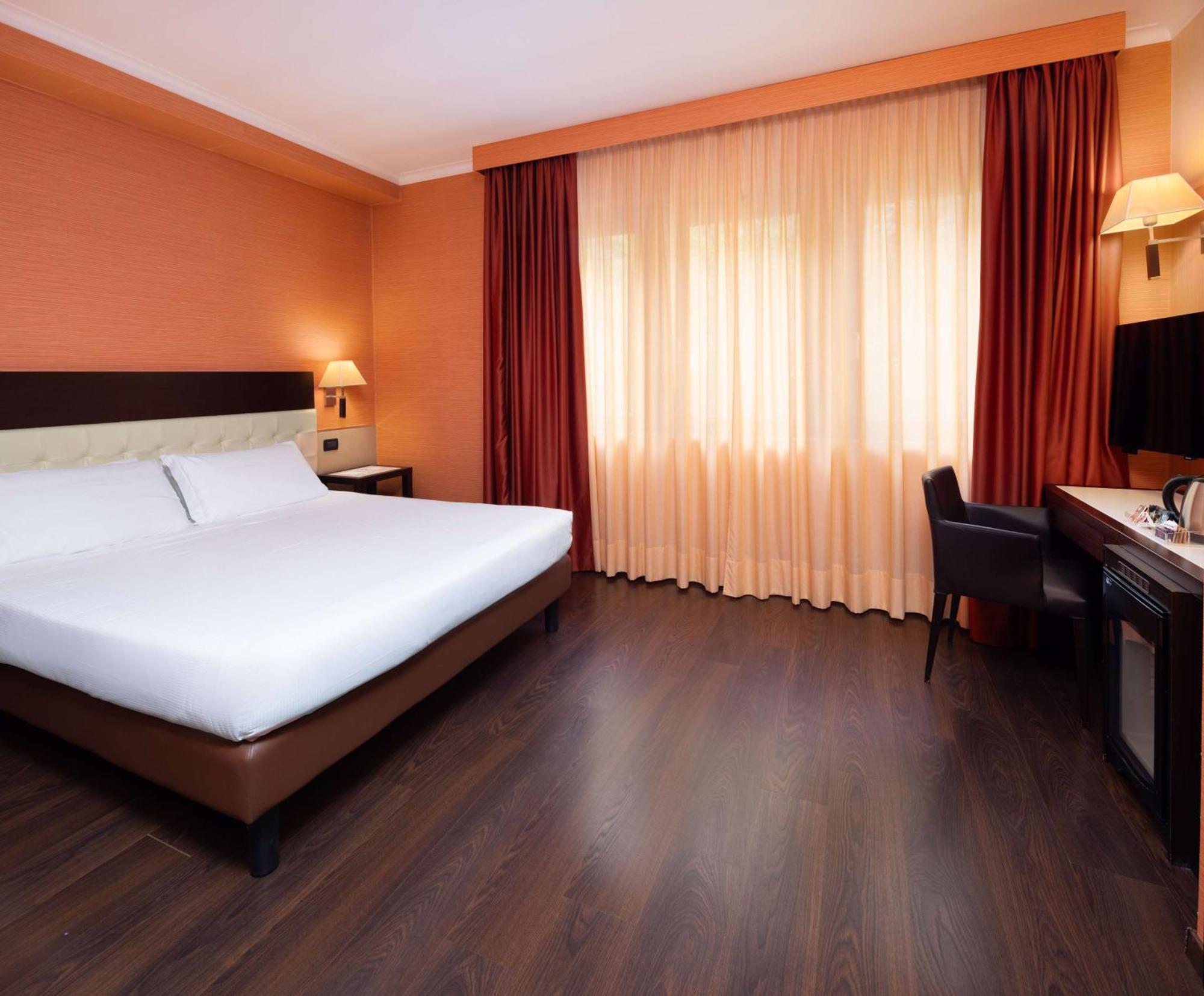 Best Western Gorizia Palace Buitenkant foto