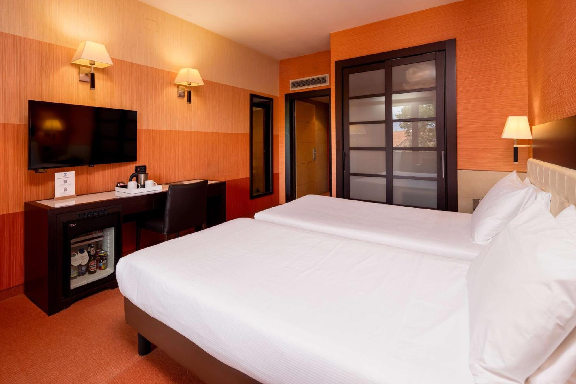 Best Western Gorizia Palace Buitenkant foto