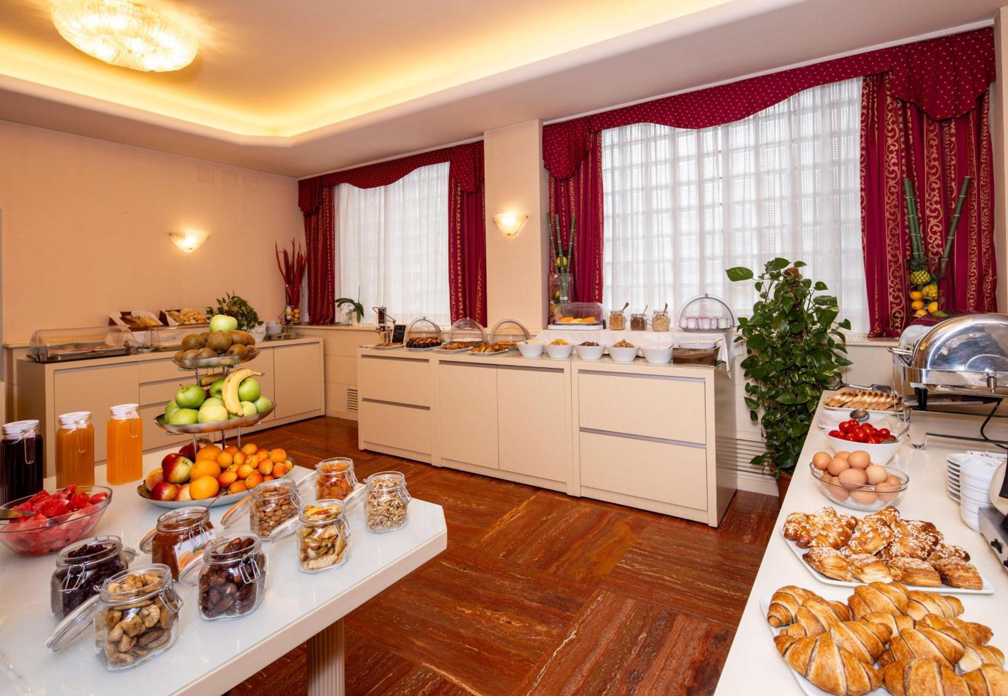 Best Western Gorizia Palace Buitenkant foto